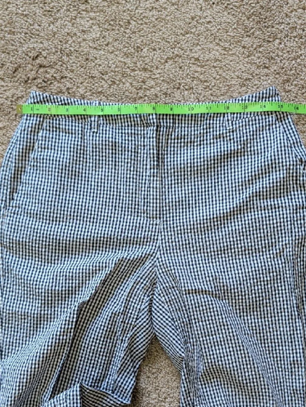 Ann Taylor Black and White Gingham Capris - Picture 6 of 10